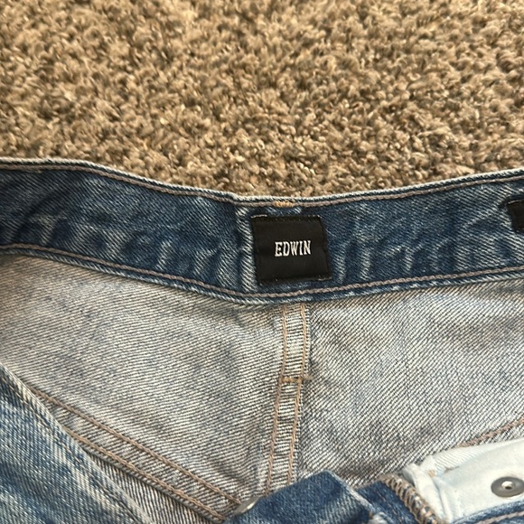 Edwin Cai Shorts in Siren - Picture 2 of 5